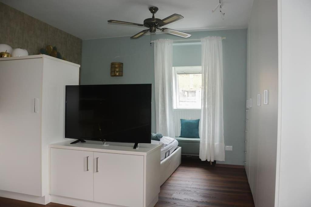 Moderne Ferienwohnung Μεράνο Εξωτερικό φωτογραφία