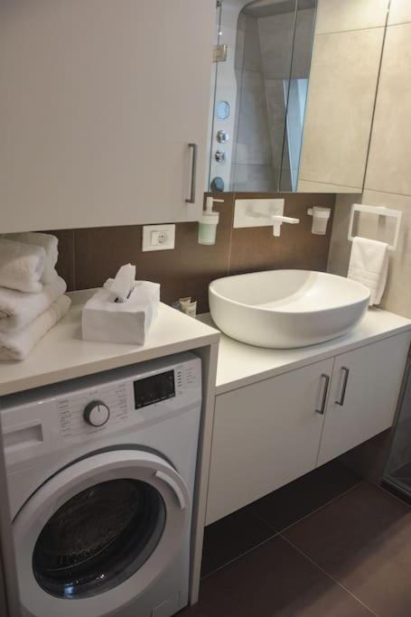 Moderne Ferienwohnung Μεράνο Εξωτερικό φωτογραφία